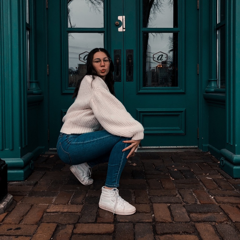 Meet your Posher, Lillian